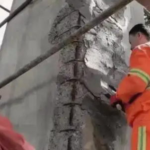苍溪梁板柱楼梯空洞蜂窝剥落露筋等表面破损修补用高强聚合物修补砂浆
